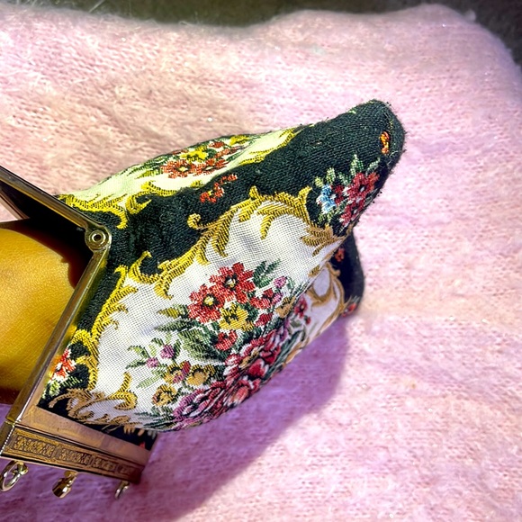 Small rose purse - Picture 5 of 9